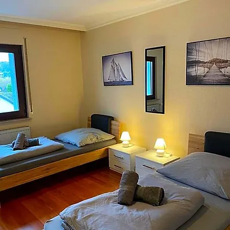 Parkplaetze, Einzelbetten, 2 Tvs, Balkon, Terrasse, Fast Wi-fi Bis Zu 1000 Mbit, Homeoffice فندق
