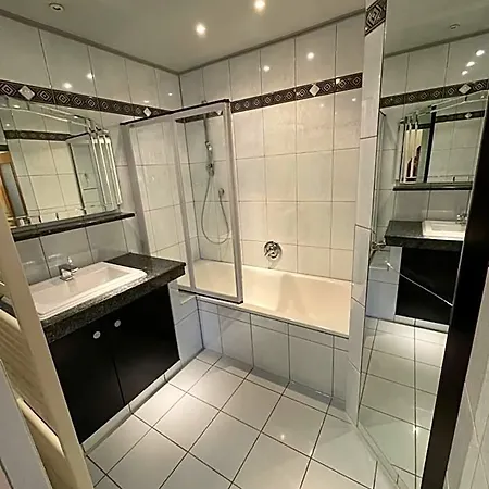 Parkplaetze, Einzelbetten, 2 Tvs, Balkon, Terrasse, Fast Wi-fi Bis Zu 1000 Mbit, Homeoffice Rodenbach (Kaiserslautern)