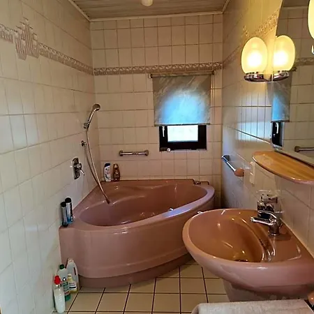 Parkplaetze, Einzelbetten, 2 Tvs, Balkon, Terrasse, Fast Wi-fi Bis Zu 1000 Mbit, Homeoffice 4*
