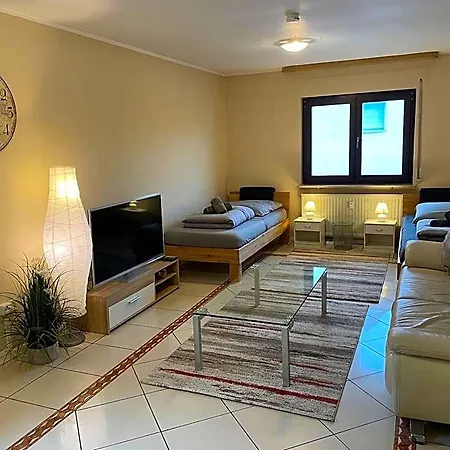 Parkplaetze, Einzelbetten, 2 Tvs, Balkon, Terrasse, Fast Wi-fi Bis Zu 1000 Mbit, Homeoffice