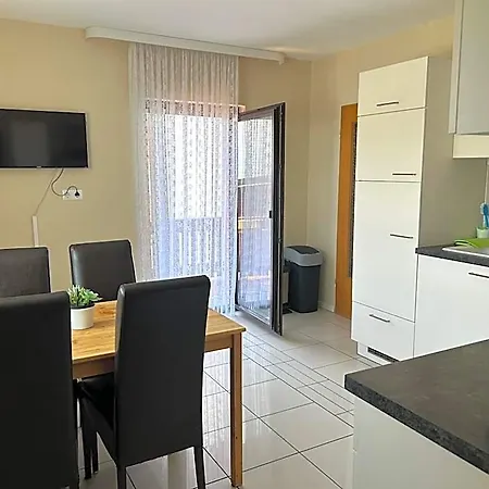 Parkplaetze, Einzelbetten, 2 Tvs, Balkon, Terrasse, Fast Wi-fi Bis Zu 1000 Mbit, Homeoffice فندق Rodenbach (Kaiserslautern)